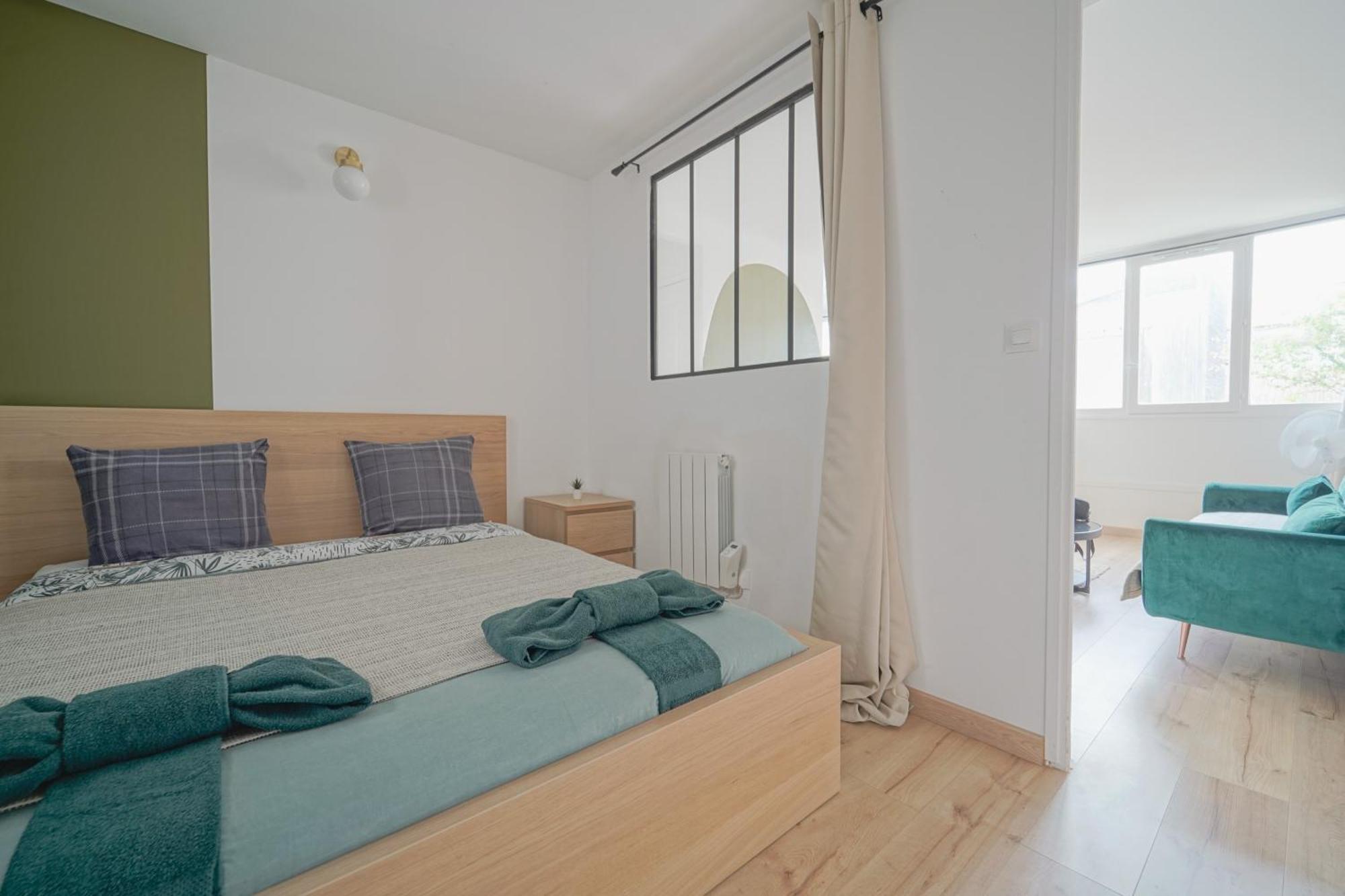 Complete 1Br With Balcony Only 5 Min. On Foot To Metro By Doorman Lägenhet Saint-Ouen  Exteriör bild