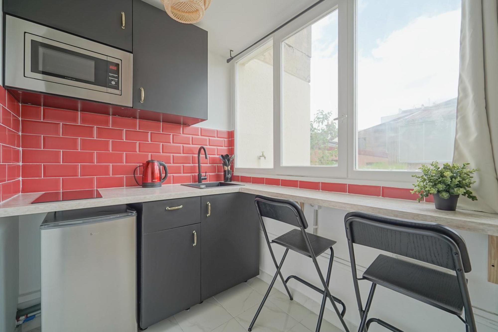 Complete 1Br With Balcony Only 5 Min. On Foot To Metro By Doorman Lägenhet Saint-Ouen  Exteriör bild